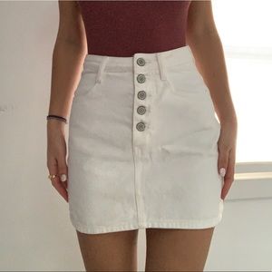 brandy melville / j.galt white skirt